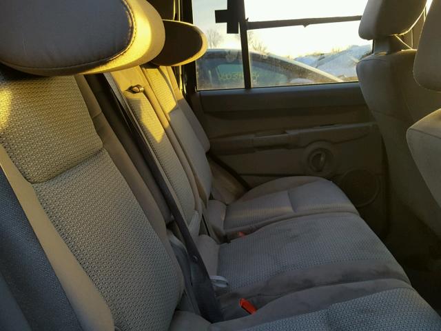 1J8HG48KX8C111332 - 2008 JEEP COMMANDER მწვანე ფოტო 9