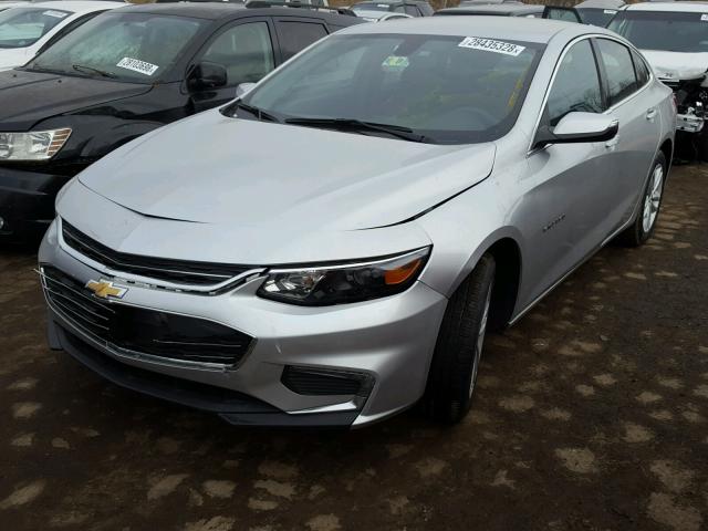 1G1ZD5ST3JF137263 - 2018 CHEVROLET MALIBU LT SILVER photo 2