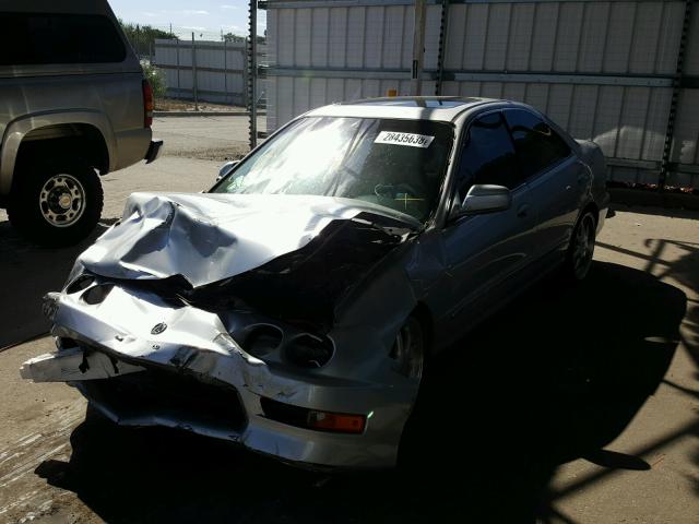 JH4DB76501S001578 - 2001 ACURA INTEGRA LS SILVER photo 2