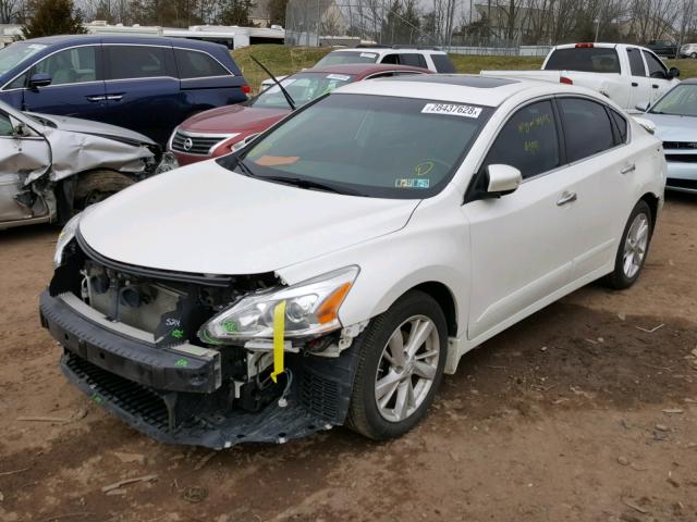 1N4AL3AP8DC273044 - 2013 NISSAN ALTIMA 2.5 WHITE photo 2