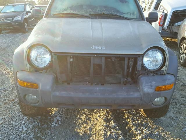 1J4GK48KX4W328903 - 2004 JEEP LIBERTY SP TAN photo 9