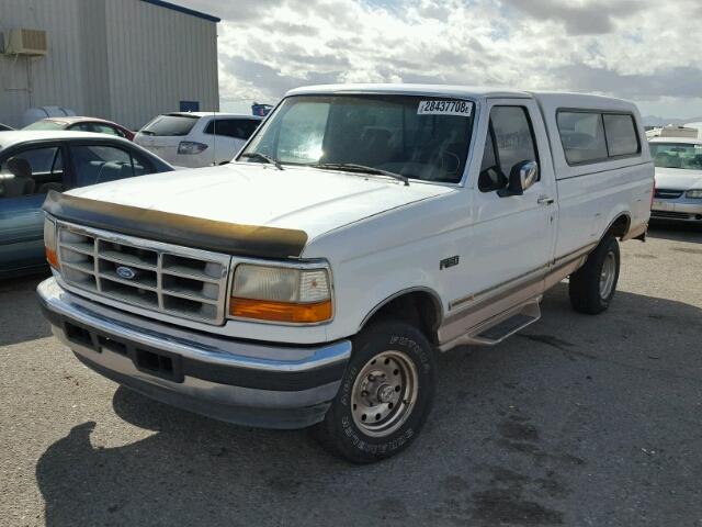 1FTEF14Y5TLB42146 - 1996 FORD F150 WHITE photo 2