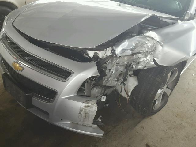 1G1ZC5E07CF393283 - 2012 CHEVROLET MALIBU 1LT 银色 照片 9