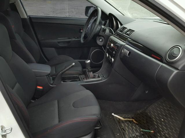 JM1BK34L581180204 - 2008 MAZDA SPEED 3 WHITE photo 5