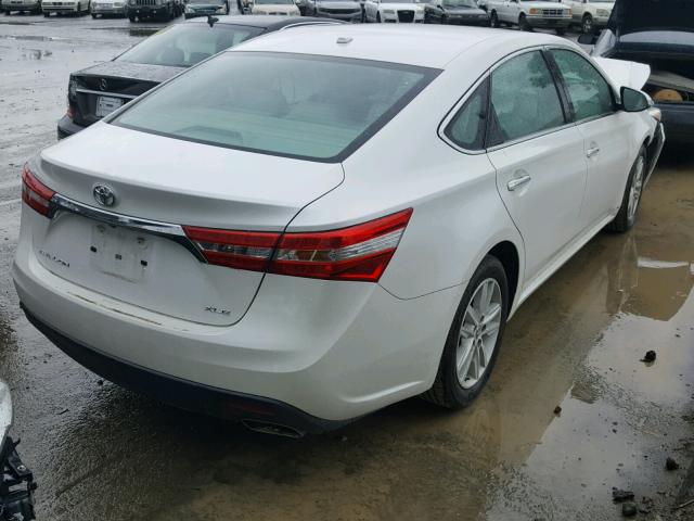 4T1BK1EB7FU169545 - 2015 TOYOTA AVALON XLE WHITE photo 4