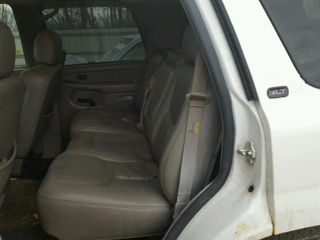 1GKEK13Z44R318645 - 2004 GMC YUKON WHITE photo 6