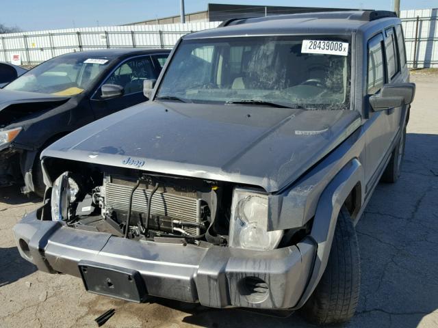 1J8HG48K97C654167 - 2007 JEEP COMMANDER GRAY photo 2