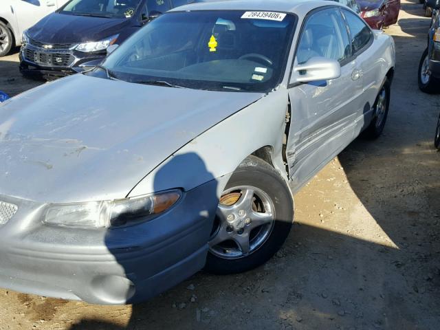 1G2WP12K8WF289214 - 1998 PONTIAC GRAND PRIX SILVER photo 9