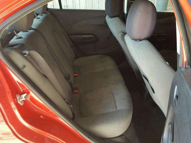 1G1JA5SH2F4125500 - 2015 CHEVROLET SONIC LS 红色 照片 6