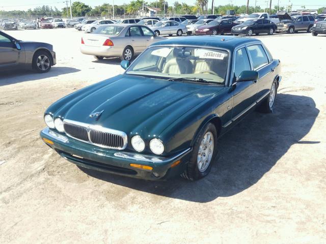 SAJHX6241WC824373 - 1998 JAGUAR XJ8 L GREEN photo 2