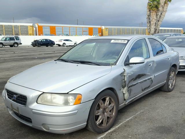 YV1RS592662534680 - 2006 VOLVO S60 2.5T SILVER photo 2