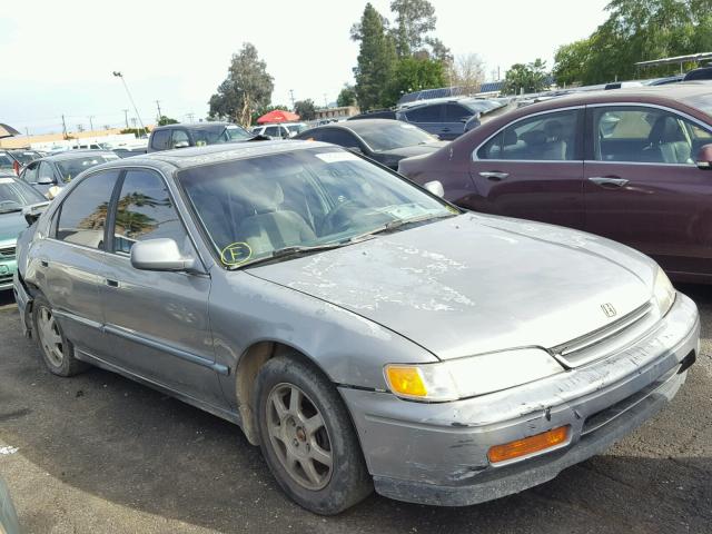 1HGCD5653RA128856 - 1994 HONDA ACCORD EX GRAY photo 1