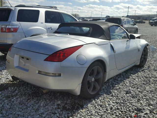 JN1AZ36A56M458505 - 2006 NISSAN 350Z ROADS SILVER photo 4