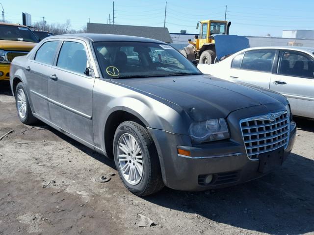 2C3KA53V59H621547 - 2009 CHRYSLER 300 TOURIN GRAY photo 1