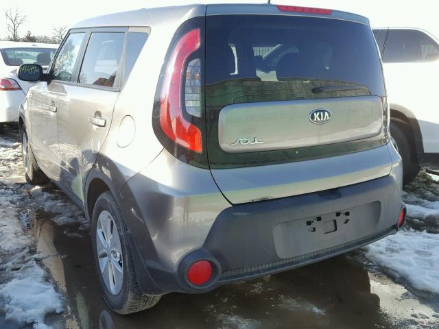 KNDJN2A29F7171069 - 2015 KIA SOUL GRAY photo 3