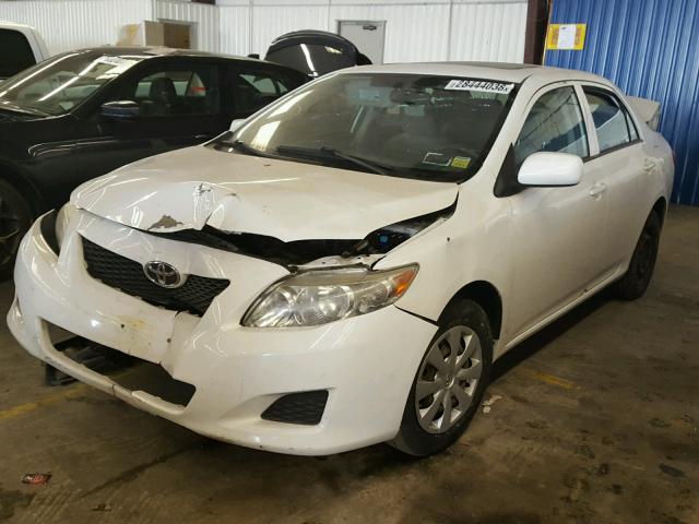 2T1BU40E39C079120 - 2009 TOYOTA COROLLA BA WHITE photo 2