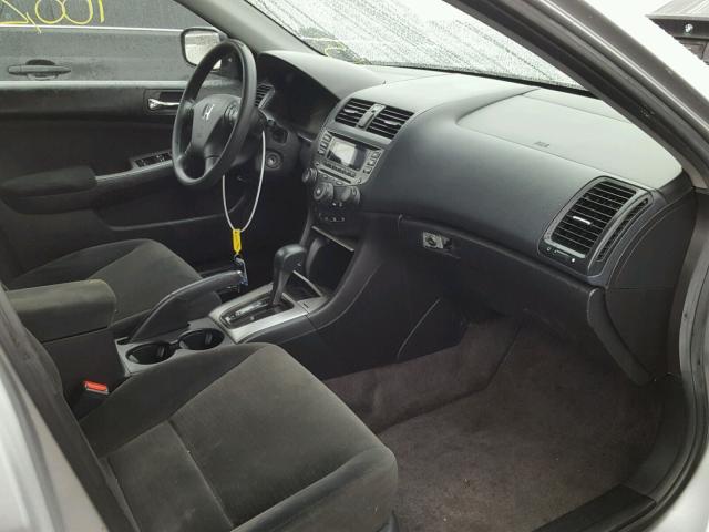 1HGCM56727A100996 - 2007 HONDA ACCORD EX SILVER photo 5