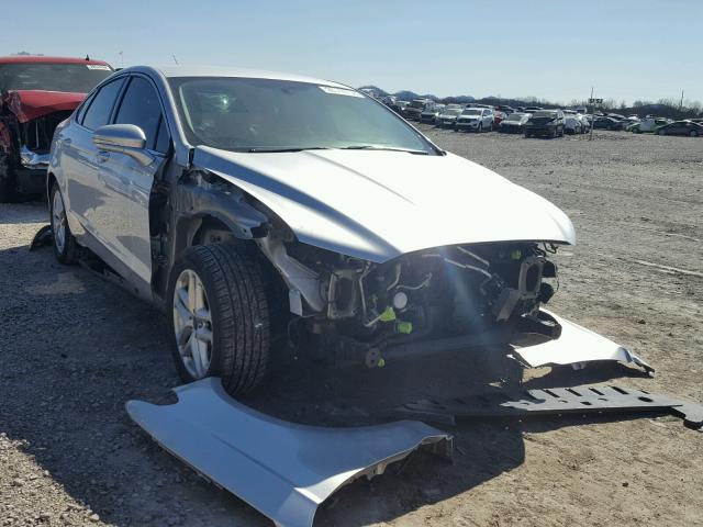 1FA6P0HD1F5121604 - 2015 FORD FUSION SE SILVER photo 1