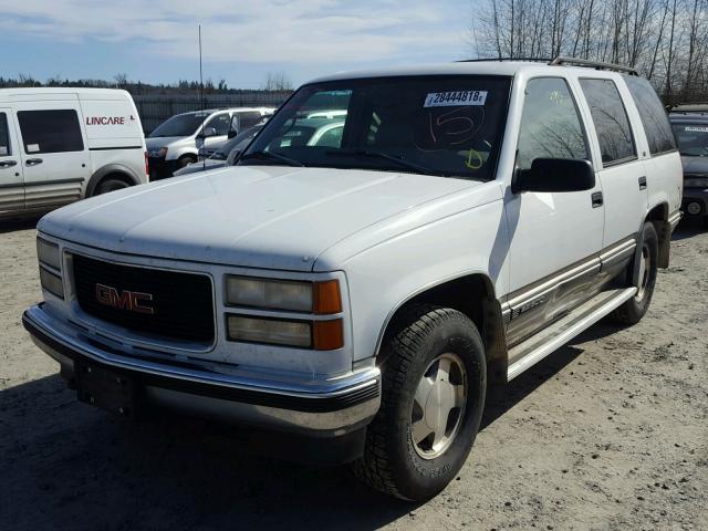 1GKEK13R9XJ711124 - 1999 GMC DENALI WHITE photo 2