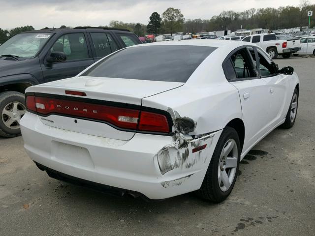 2C3CDXAT5EH184653 - 2014 DODGE CHARGER PO WHITE photo 4
