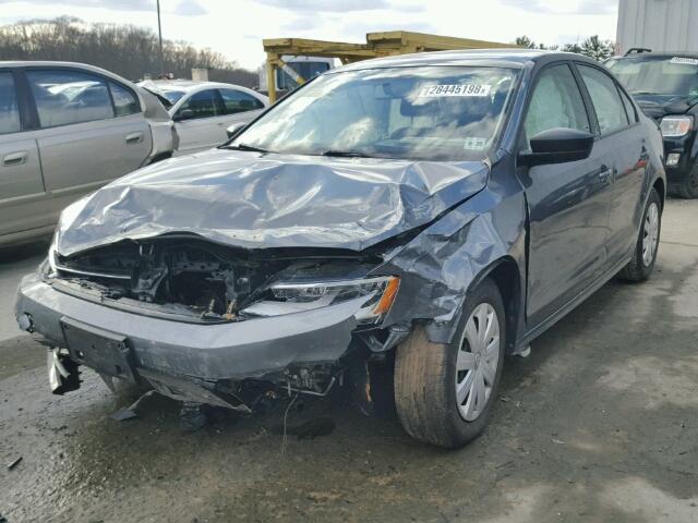 3VW2K7AJ4FM336272 - 2015 VOLKSWAGEN JETTA BASE 灰色 照片 2