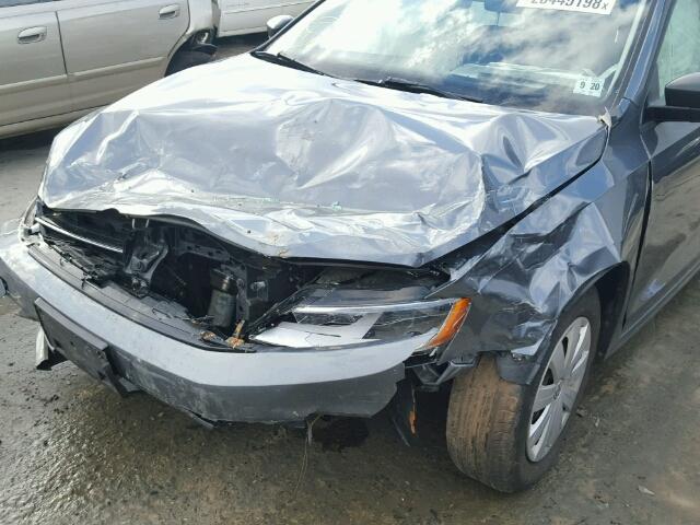 3VW2K7AJ4FM336272 - 2015 VOLKSWAGEN JETTA BASE 灰色 照片 9