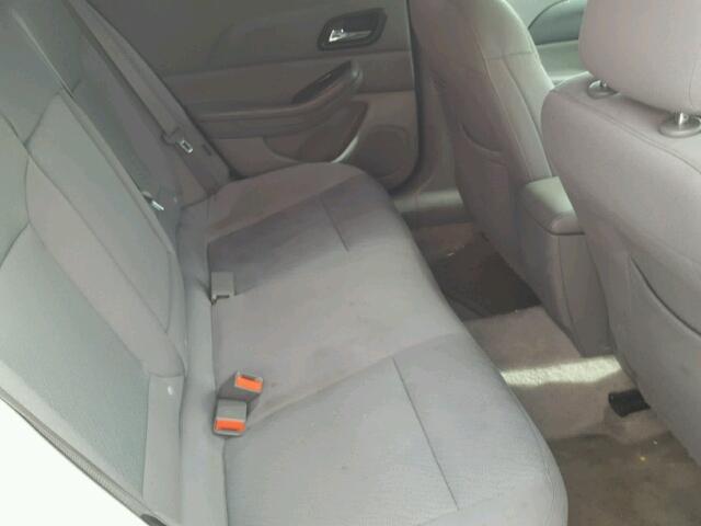 1G11A5SL5FF151677 - 2015 CHEVROLET MALIBU LS 白色 照片 6