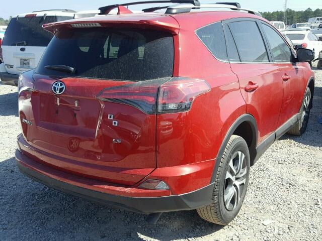 2T3ZFREV0HW345924 - 2017 TOYOTA RAV4 LE RED photo 4