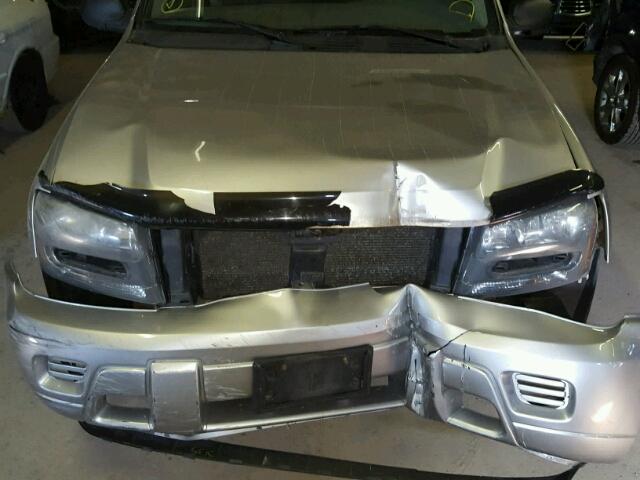 1GNDT13S972100129 - 2007 CHEVROLET TRAILBLAZE SILVER photo 7