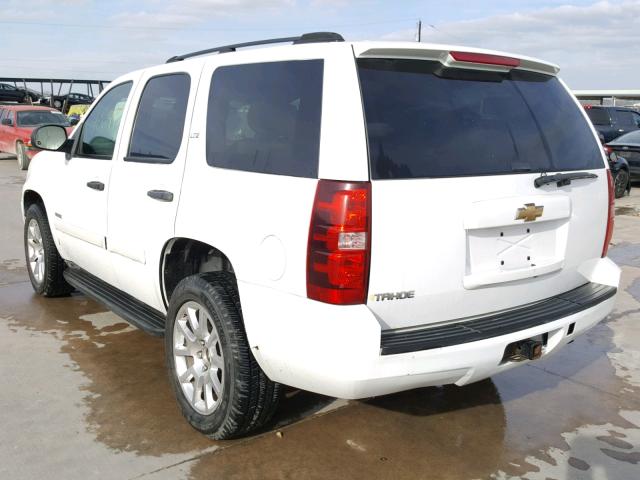 1GNSK2E06BR331615 - 2011 CHEVROLET TAHOE SPEC WHITE photo 3