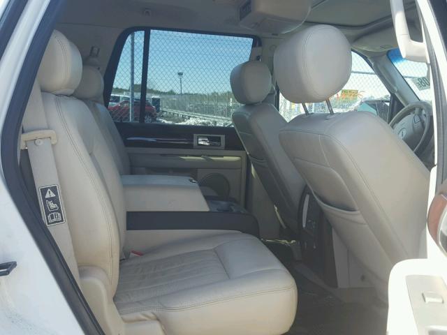 5LMFU28R23LJ10721 - 2003 LINCOLN NAVIGATOR თეთრი ფოტო 6