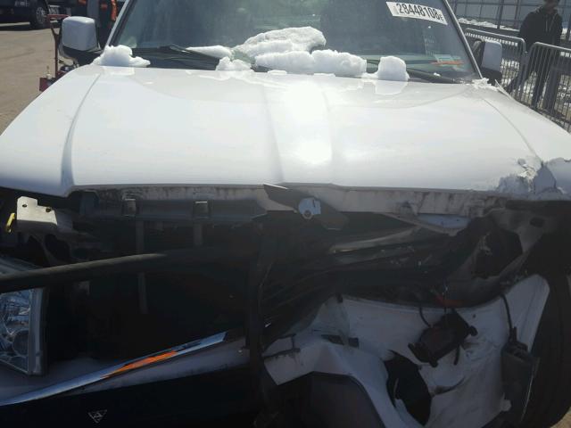 5LMFU28R23LJ10721 - 2003 LINCOLN NAVIGATOR თეთრი ფოტო 7