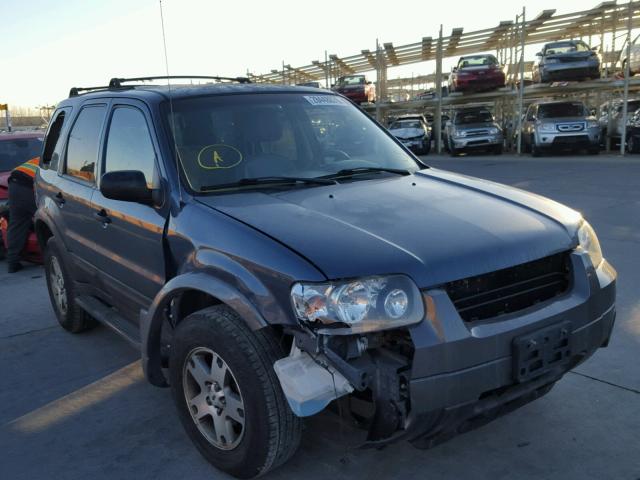 1FMYU93135KA15308 - 2005 FORD ESCAPE XLT BLUE photo 1