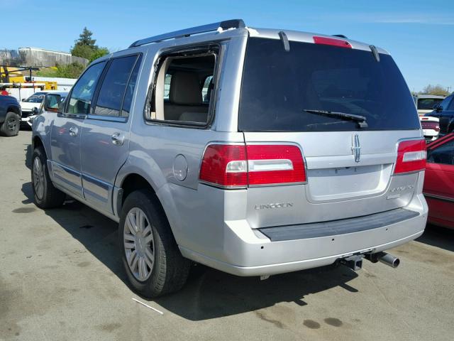 5LMJJ2H5XCEL04059 - 2012 LINCOLN NAVIGATOR SILVER photo 3