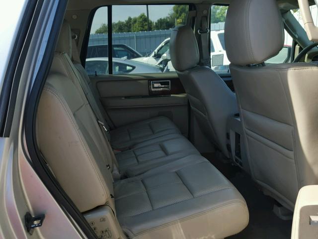 5LMJJ2H5XCEL04059 - 2012 LINCOLN NAVIGATOR SILVER photo 6