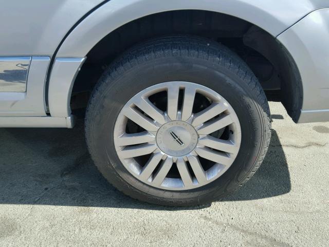 5LMJJ2H5XCEL04059 - 2012 LINCOLN NAVIGATOR ვერცხლისფერი ფოტო 9