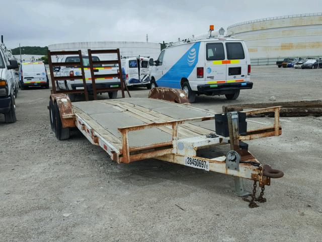 5GGDA25235V001018 - 2005 CRAF TRAILER WHITE photo 1