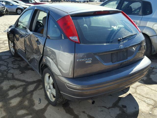 1FAFP37N96W160494 - 2006 FORD FOCUS ZX5 GRAY photo 3