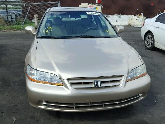 1HGCG16591A078064 - 2001 HONDA ACCORD EX GOLD photo 9