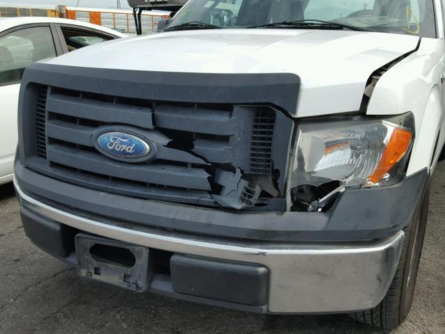 1FTRF12W99KC32563 - 2009 FORD F150 WHITE photo 9