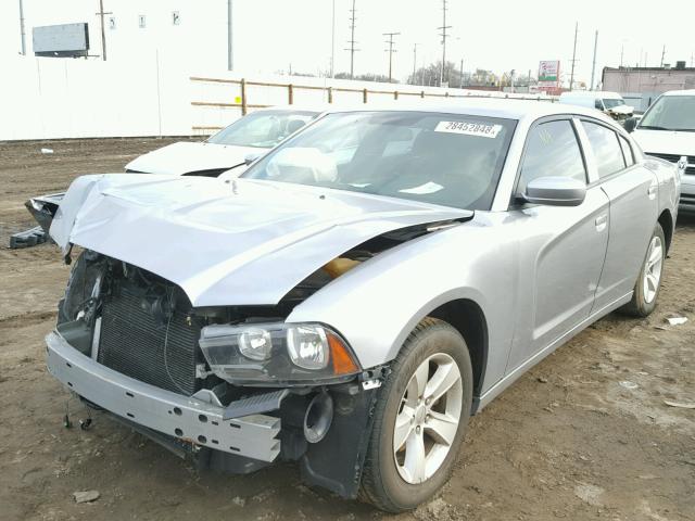 2B3CL3CG0BH544089 - 2011 DODGE CHARGER SILVER photo 2