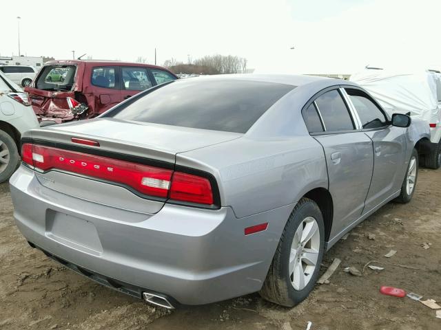 2B3CL3CG0BH544089 - 2011 DODGE CHARGER SILVER photo 4