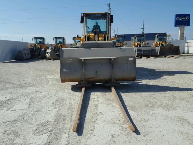 L90EV66906 - 2005 VOLVO L90E Q/C YELLOW photo 9