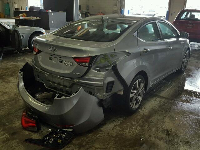 5NPDH4AE5GH658437 - 2016 HYUNDAI ELANTRA SE SILVER photo 4