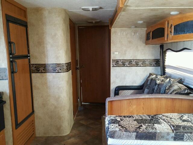 4YDT32324B1533377 - 2011 KEYSTONE SPRINTER WHITE photo 6