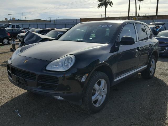 WP1AA29PX4LA23592 - 2004 PORSCHE CAYENNE BLACK photo 2