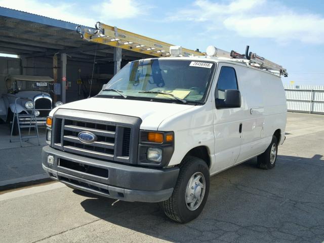 1FTNE2EL0ADA47660 - 2010 FORD ECONOLINE WHITE photo 2