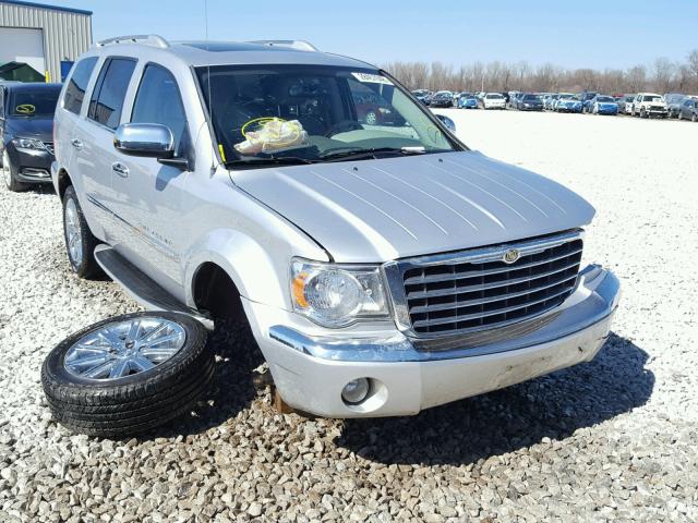 1A8HW58228F131243 - 2008 CHRYSLER ASPEN LIMI 银色 照片 1