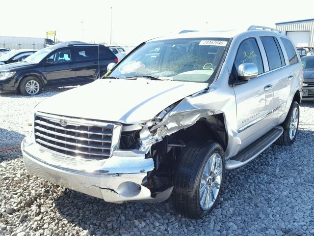 1A8HW58228F131243 - 2008 CHRYSLER ASPEN LIMI 银色 照片 2