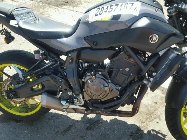 JYARM06EXGA010291 - 2016 YAMAHA FZ07 GRAY photo 7